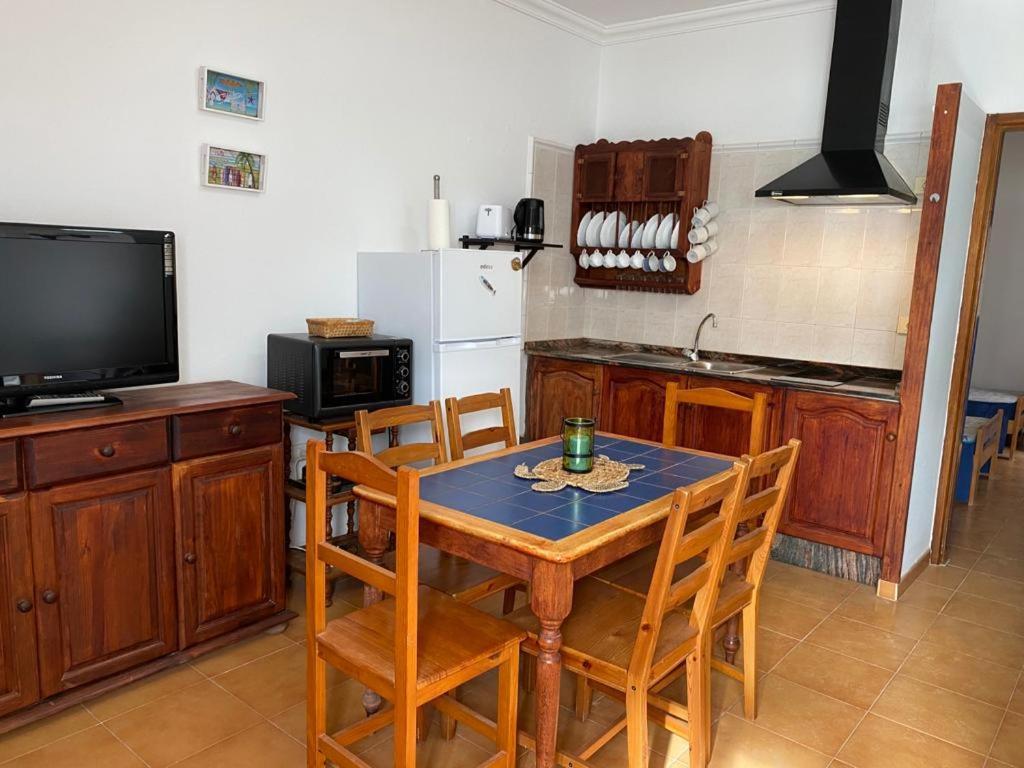 Casa Los Juanes Caleta de Sebo Eksteriør billede